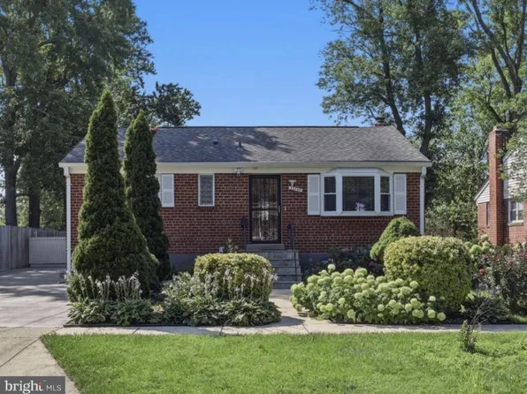 13105 Hallet Ct, Rockville, MD 20853