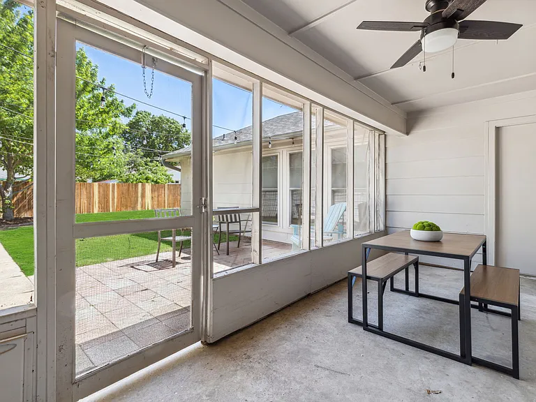 1819 Auburn Dr — Photo 21