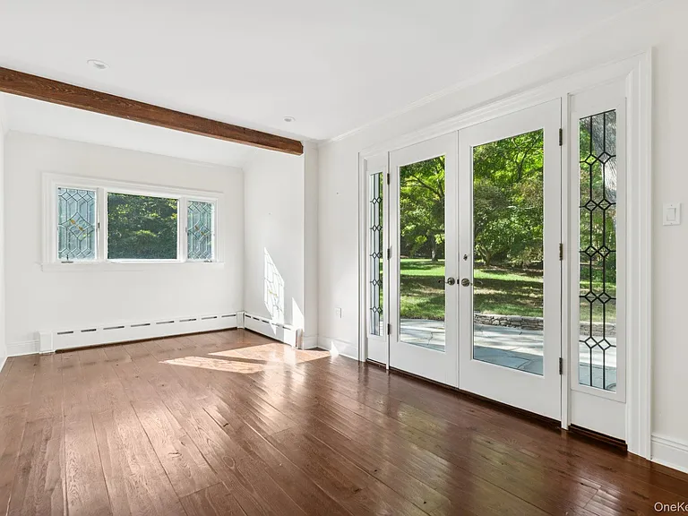 18 Heights Rd — Photo 17
