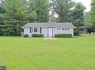 707 Beechwood Ave, Cherry Hill, NJ 08002