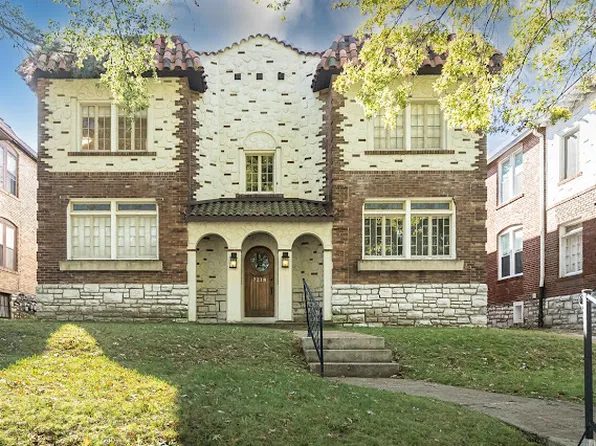7218 Forsyth Blvd, Saint Louis, MO