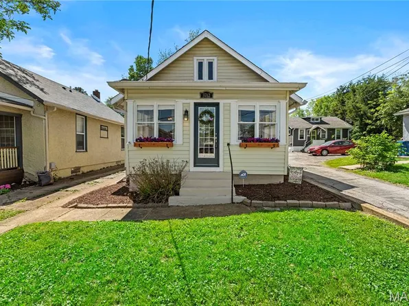 3712 Cambridge Ave, Saint Louis, MO 63143