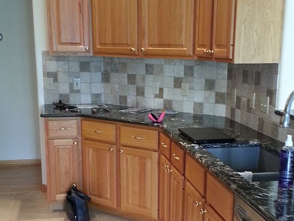 3rd image of 4020 Sequoia Dr