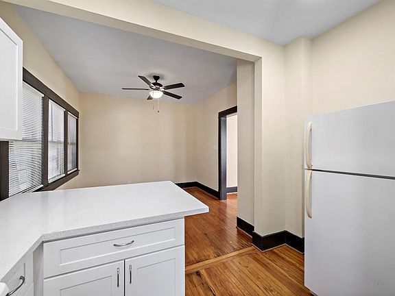 4th image of 811 Sul Ross St #1