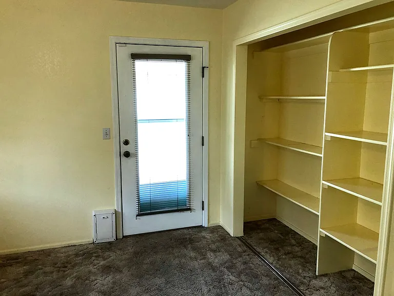 3905 Raymond Ave — Photo 24