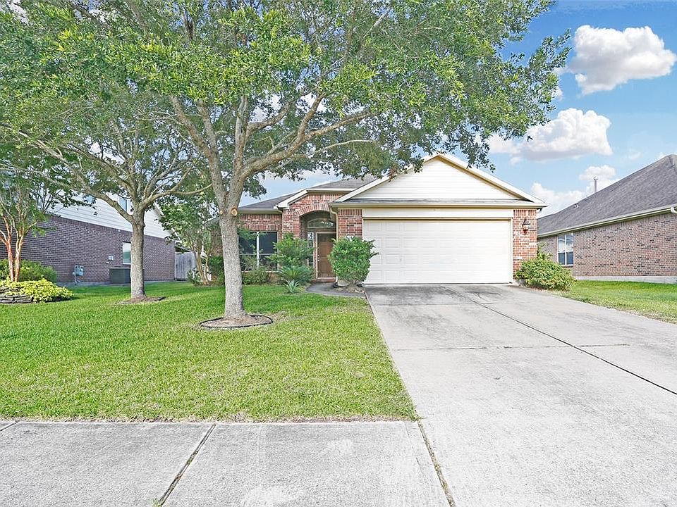 1st image of 2240 Waxwing Dr