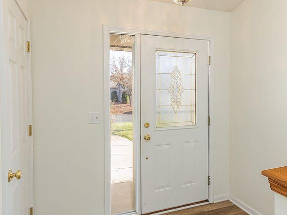 4th image of 502 White Pine Blvd #11