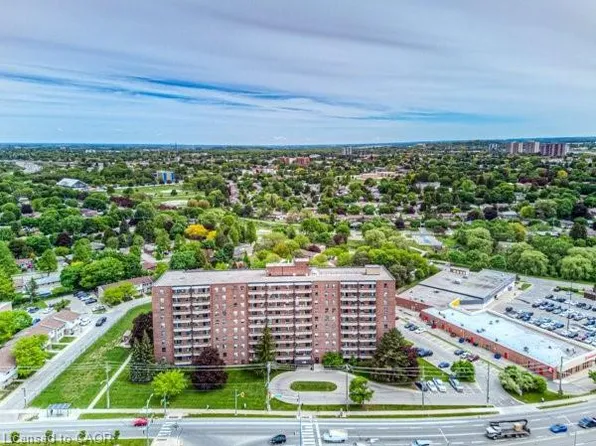 1100 Courtland Ave E #610, Kitchener, ON N2C 2H9