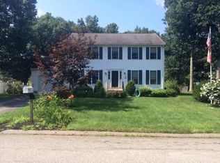 62 Corinthian Dr, Lowell, MA 01854