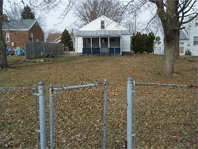 2nd image of 809 Clark Ave