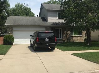 8157 Lenore St, Dearborn Heights, MI 48127