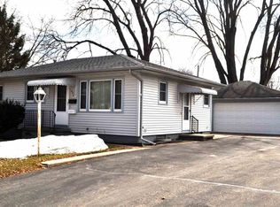 1856 Howard Ave, Waterloo, IA 50702