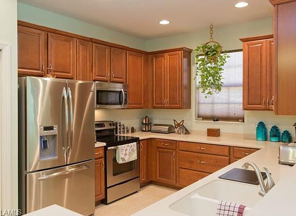 3rd image of 9954 Palmarrosa Way