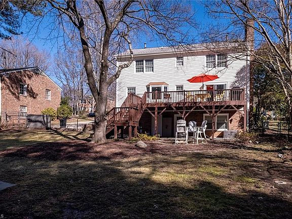 2nd image of 3903 Cascade Dr