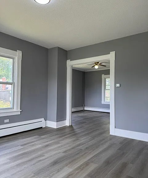 33 Suffield St #35 — Photo 8