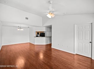 10961 Burnt Mill Rd #633, Jacksonville, FL 32256
