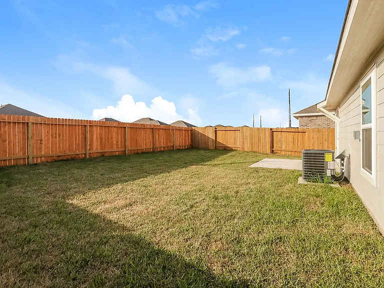 7542 Tipton Meadow Way — Photo 16