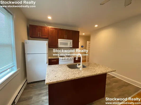 90 Lyndhurst St APT 4, Boston, MA 02124