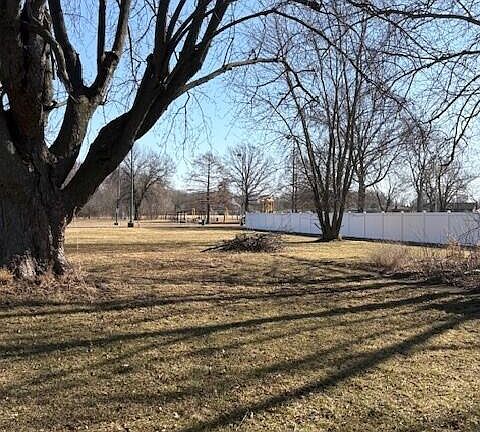 3rd image of 9225 Liable Rd