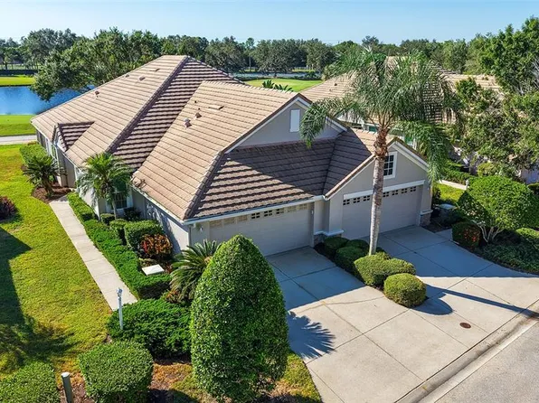 7038 Woodmore Ter, Lakewood Ranch, FL 34202