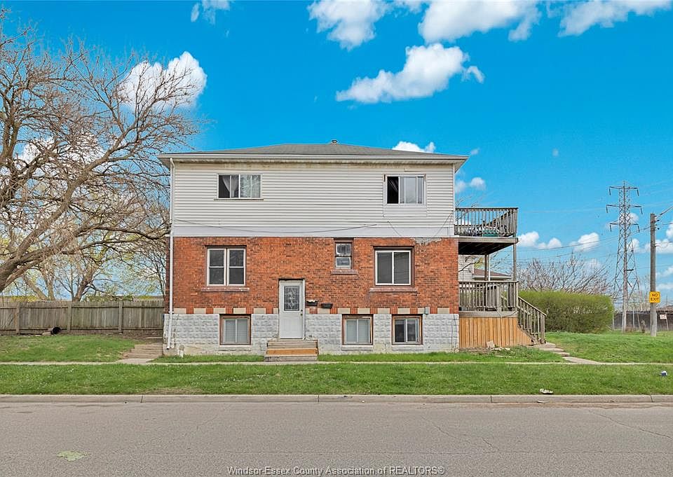 1st image of 1398 Rooney St