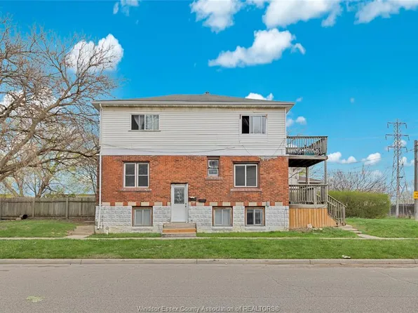 1398 Rooney St, Windsor, ON N9B 1K7