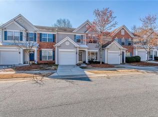 11737 Harsworth Ln, Charlotte, NC 28277