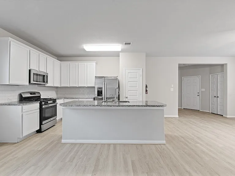 5308 Cj Walker Ln — Photo 6