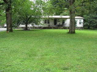 626 Pond Rd, Dickson, TN 37055