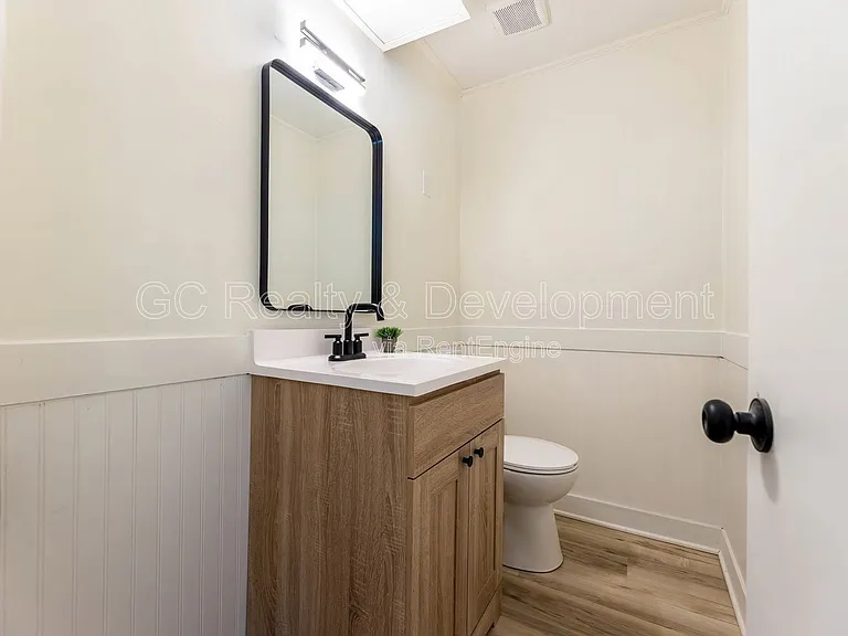 111 Nashua St — Photo 17