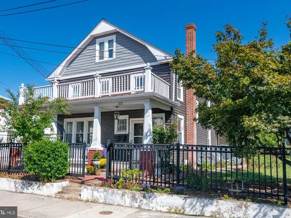 311 Brunswick St, Brunswick, MD 21716