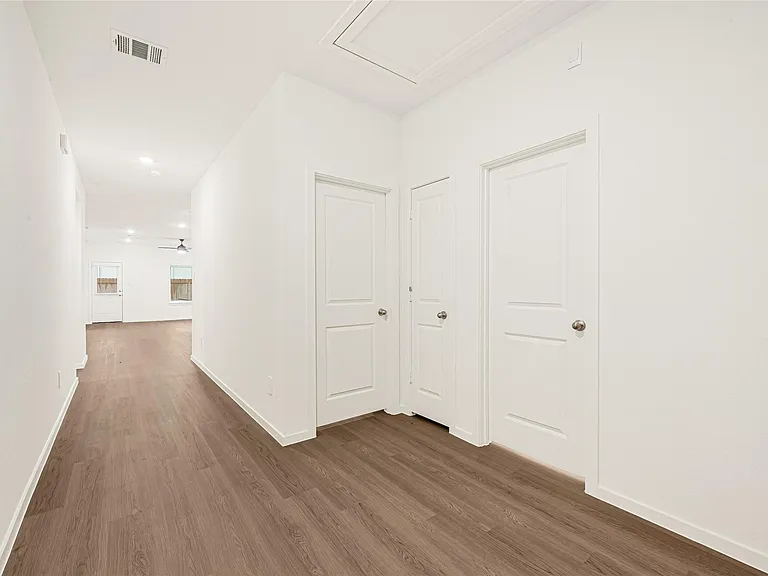 9114 Sunset Marina Way — Photo 4