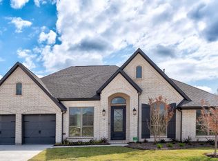 135 Shoreview Dr, Rhome, TX 76078