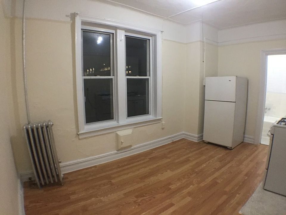 1st image of 4812 46th St APT D3