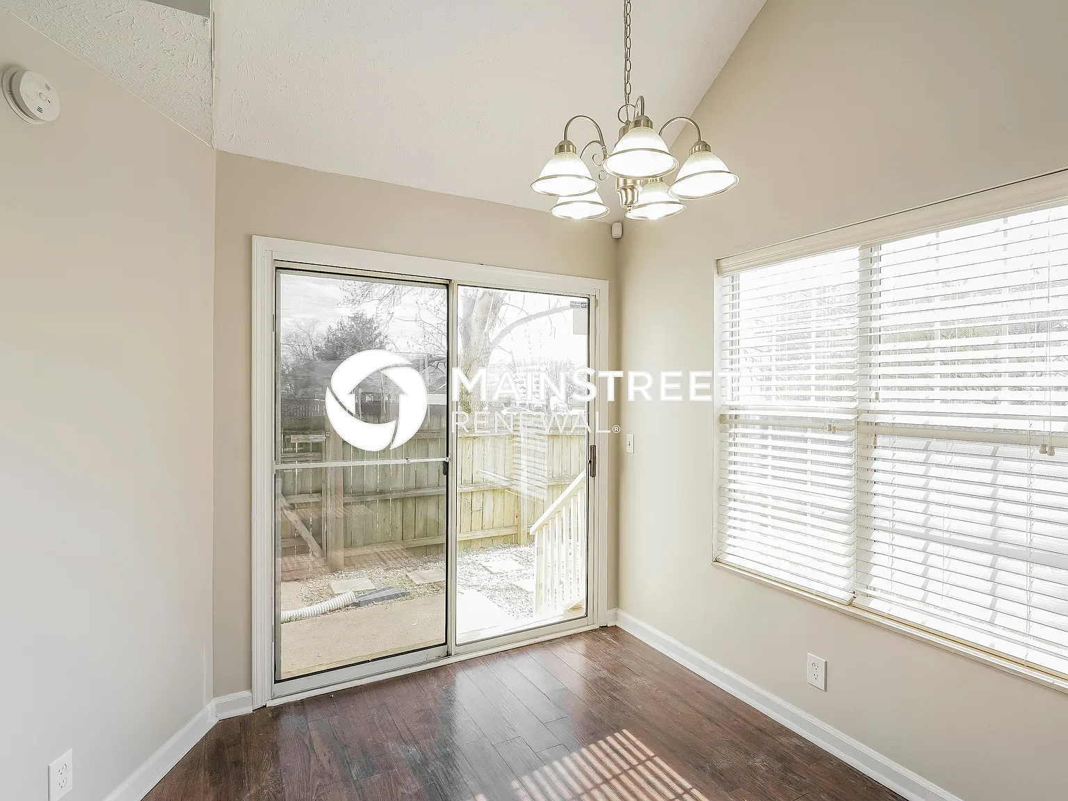 1400 Apache Ln — Photo 4