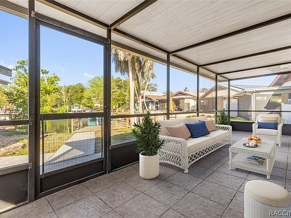 3rd image of 5222 S View Point