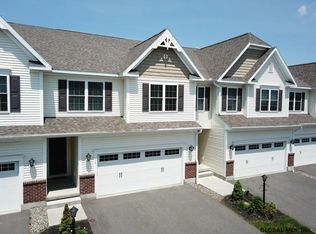 18 Andriana Ln, Albany, NY 12204