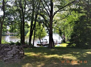 3078 River Rd, Sodus, MI 49126
