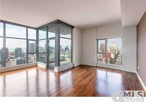 5th image of 575 6th Ave Unit 2006