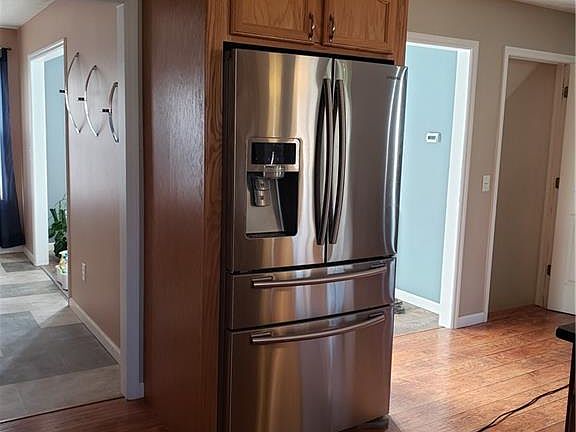 3rd image of 6429 Sterling Oaks Ct