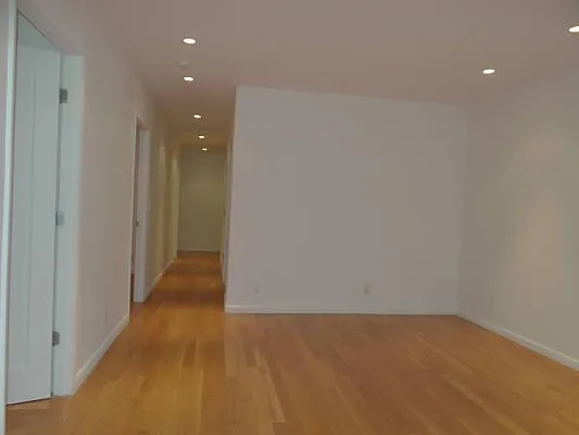 Rented by Aventana | media 21