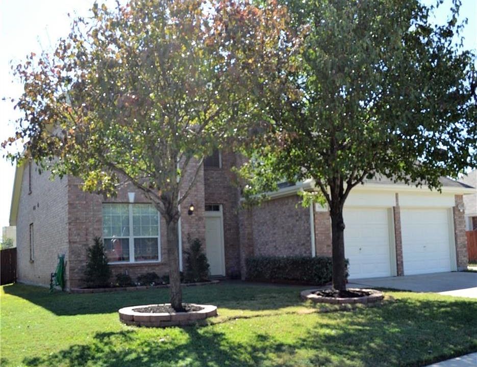 1st image of 1115 Oakridge Dr