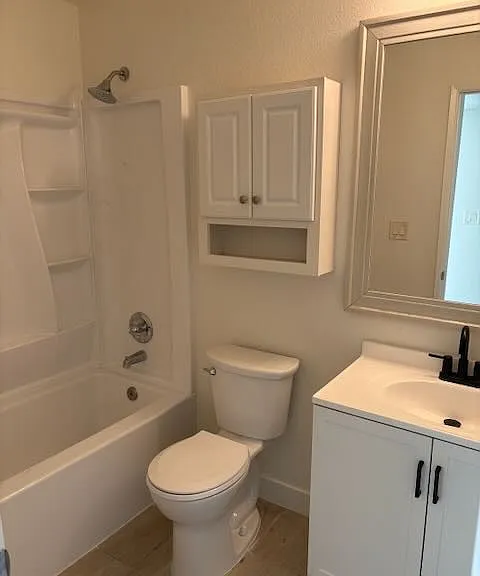 2824 Edison Ave — Photo 7