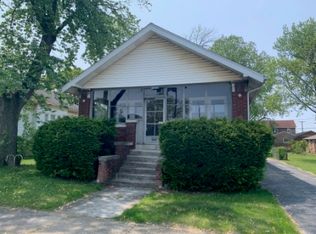 18228 Roy St, Lansing, IL 60438