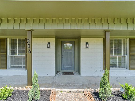 2nd image of 306 Red Bud Ln