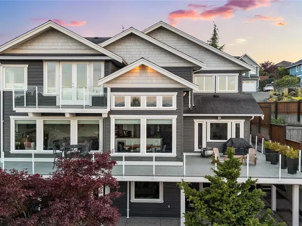 742 Nelson Rd, Campbell River, BC V9H 0A1