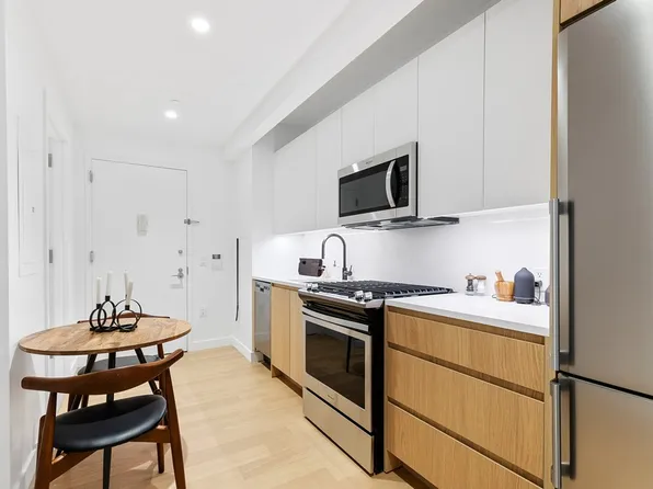 200 Montague Street image 3 of 29