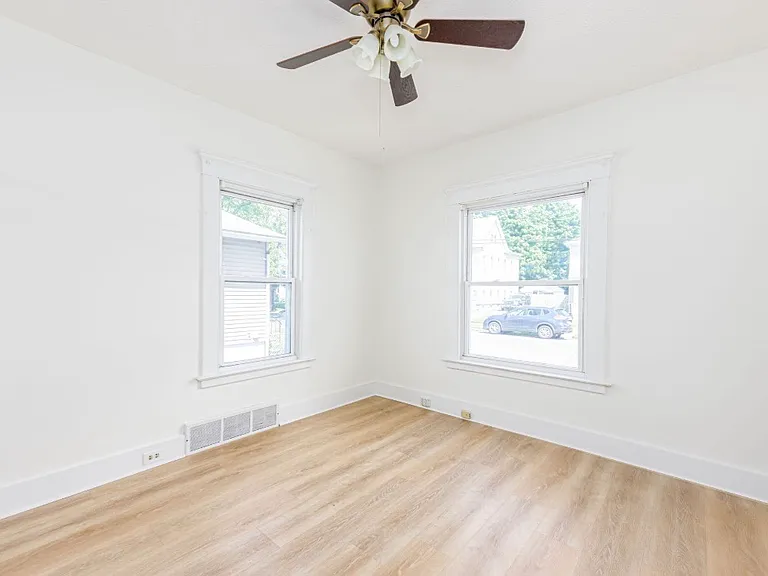 176 Leete St #1 — Photo 3