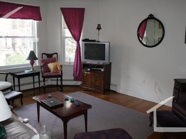 310 Tappan St APT 3