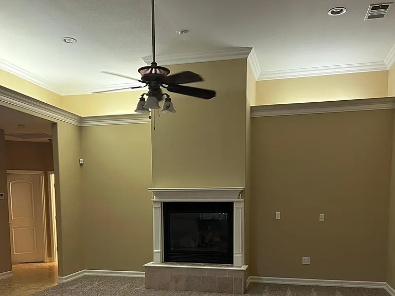 1403 S Huntington St — Photo 6